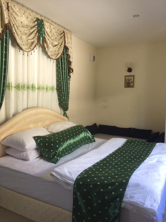 Nadee Resort Удонтхані Екстер'єр фото