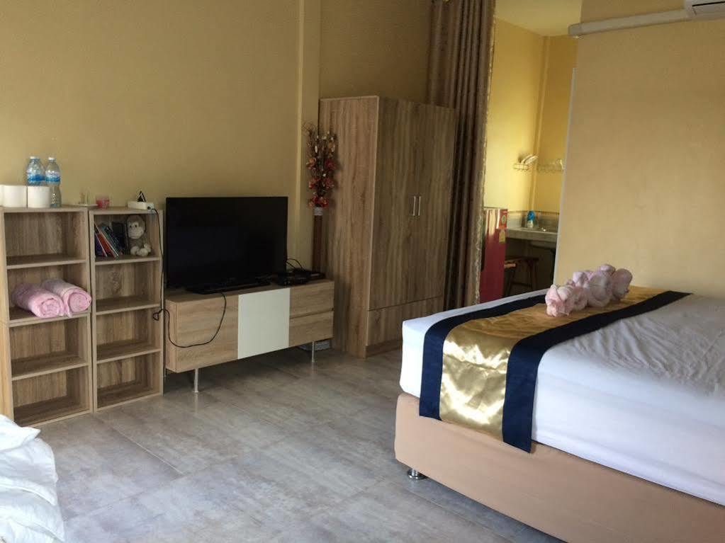 Nadee Resort Удонтхані Екстер'єр фото