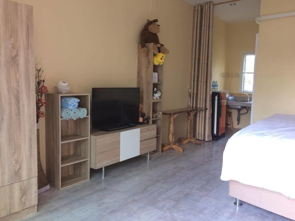 Nadee Resort Удонтхані Екстер'єр фото